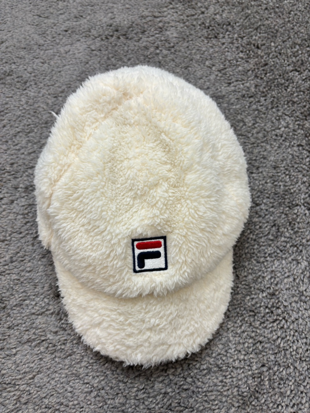 fila white fleece hat